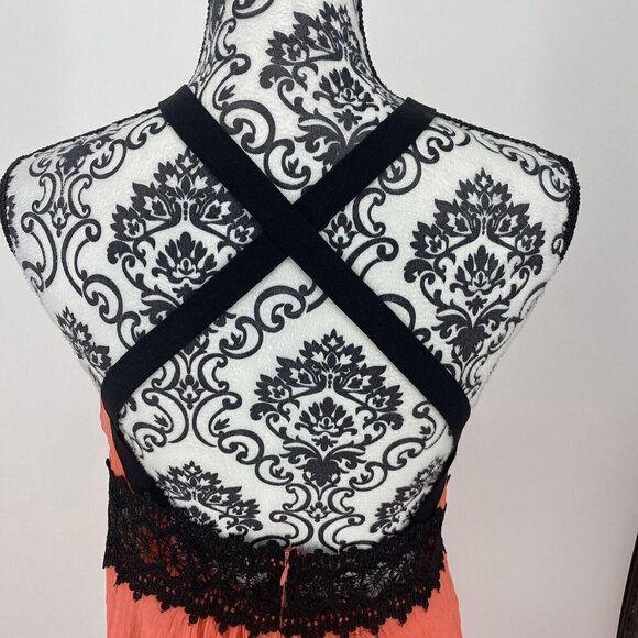 NWT Daisy Salmon Cross Back With Lace See Through Trim Maxi Dress. Sz Large - Picture 8 of 11